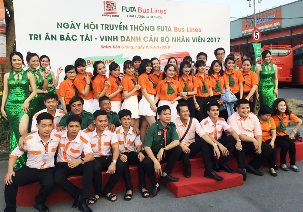 Tài xế xe khách chuyên nghiệp